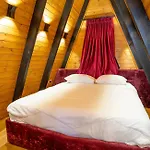 Golden Gjinar By Pikhost Apartment Elbasan