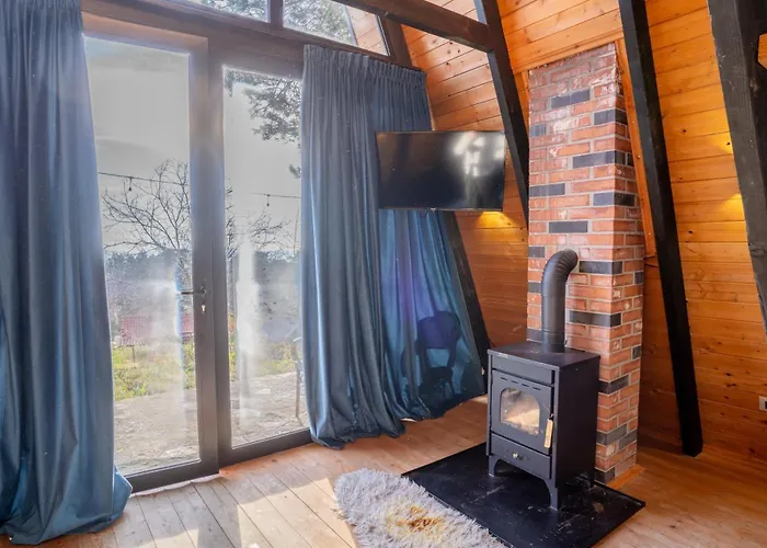 Golden Gjinar By Pikhost *