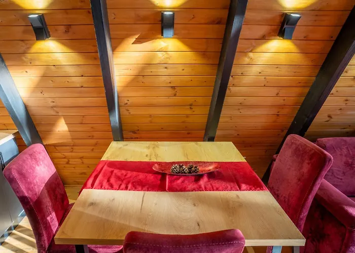 Apartment Golden Gjinar By Pikhost