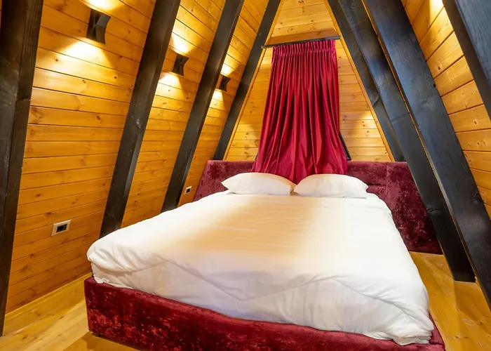 Golden Gjinar By Pikhost Appartement Elbasan