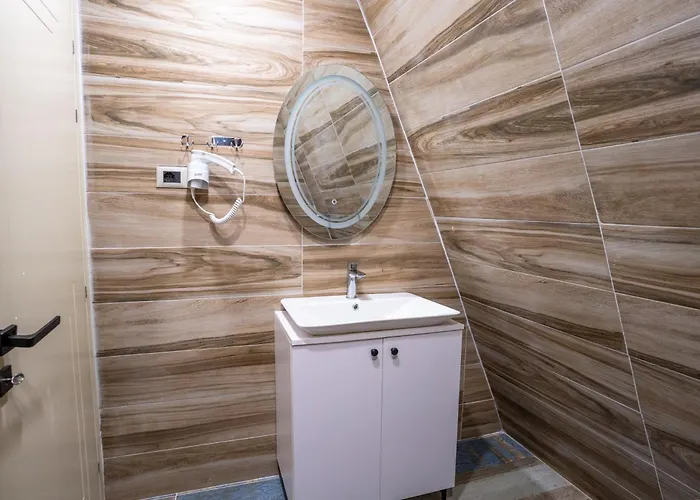 Appartement Golden Gjinar By Pikhost